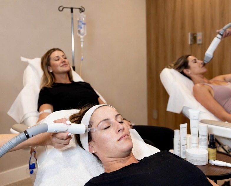 Discover how combining Botox with chemical peels, IV therapy, or laser treatments maximizes anti-aging results for smoother, radiant skin and total wellness. Personalized combos at Templum in Kirkland!
