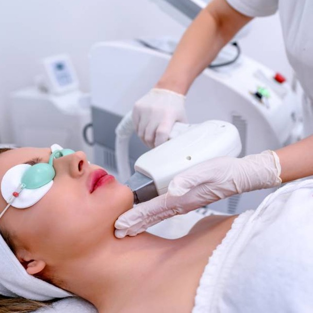 Renew CO2 Moderate resurfacing for wrinkles - Kirkland WA
